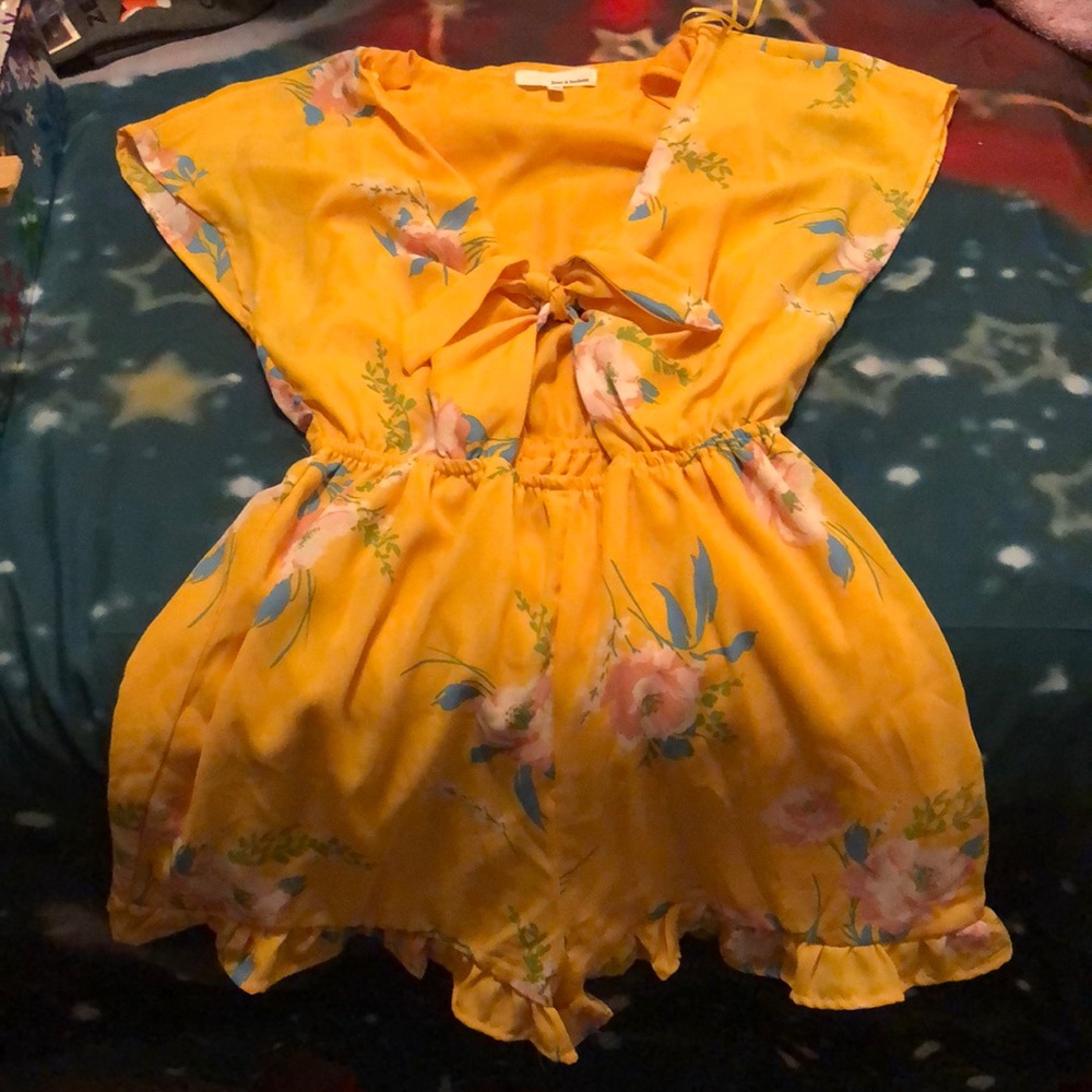 Cute summer romper!
